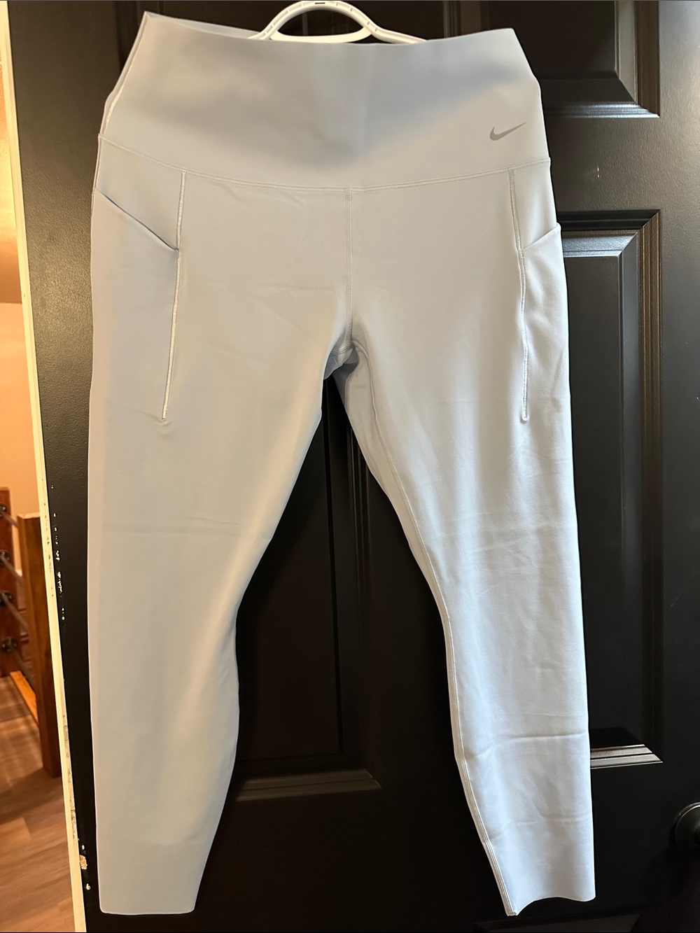Nike Womens light Blue Performance Leggings with Pockets